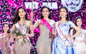 Hoa hậu Trần Tiểu Vy Trường đại học đang học xét tuyển bao nhiêu điểm năm 2018?