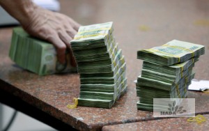 Banks Tighten Real Estate Loans Amid Land Fever in Vietnam